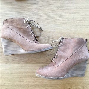 Lucky Brand Yoanna Wedge Booties