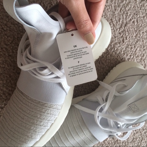 Adidas shoes - Picture 3 of 8