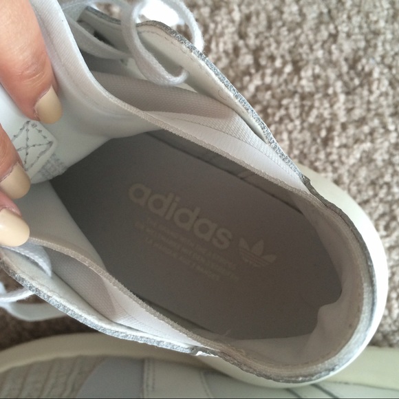 Adidas shoes - Picture 7 of 8