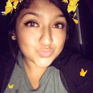 Meet your Posher, Alma