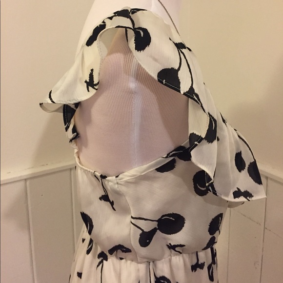 Cherry Dress - Picture 5 of 8