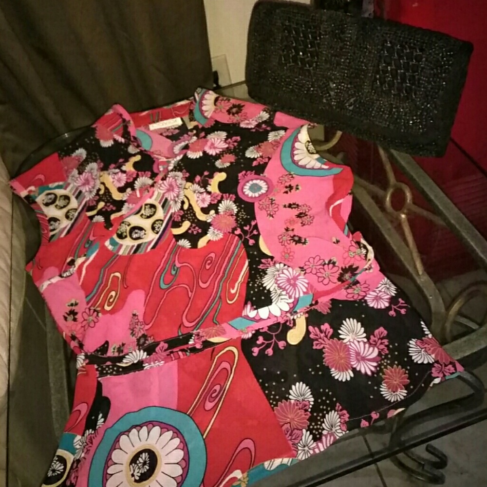 True VINTAGE Asian styled blouse vibrant Colored