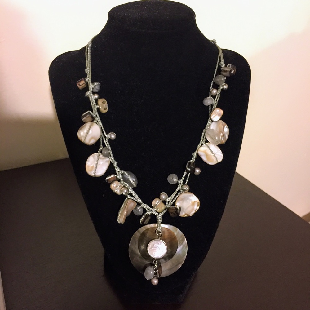Silpada Boardwalk Mother-of-Pearl Necklace