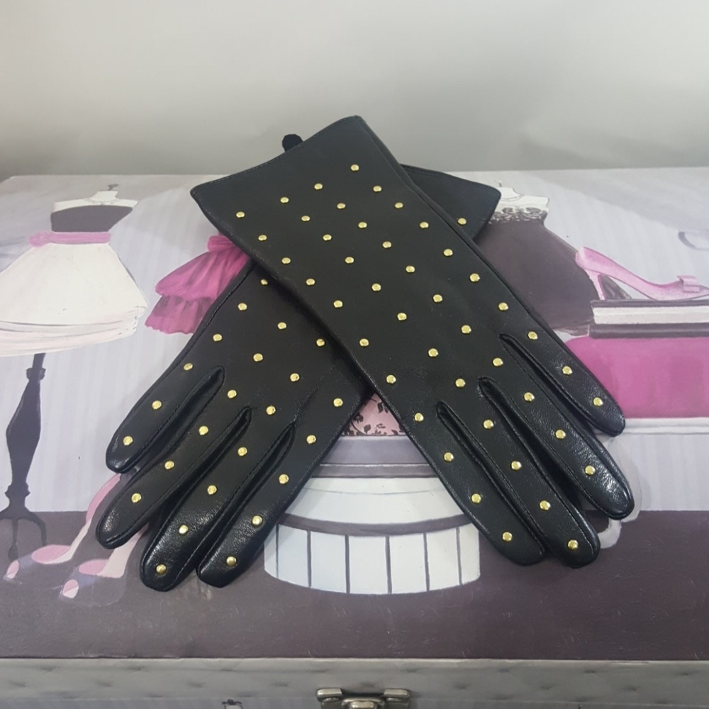Nwot authentic Tory Burch black and gold gloves