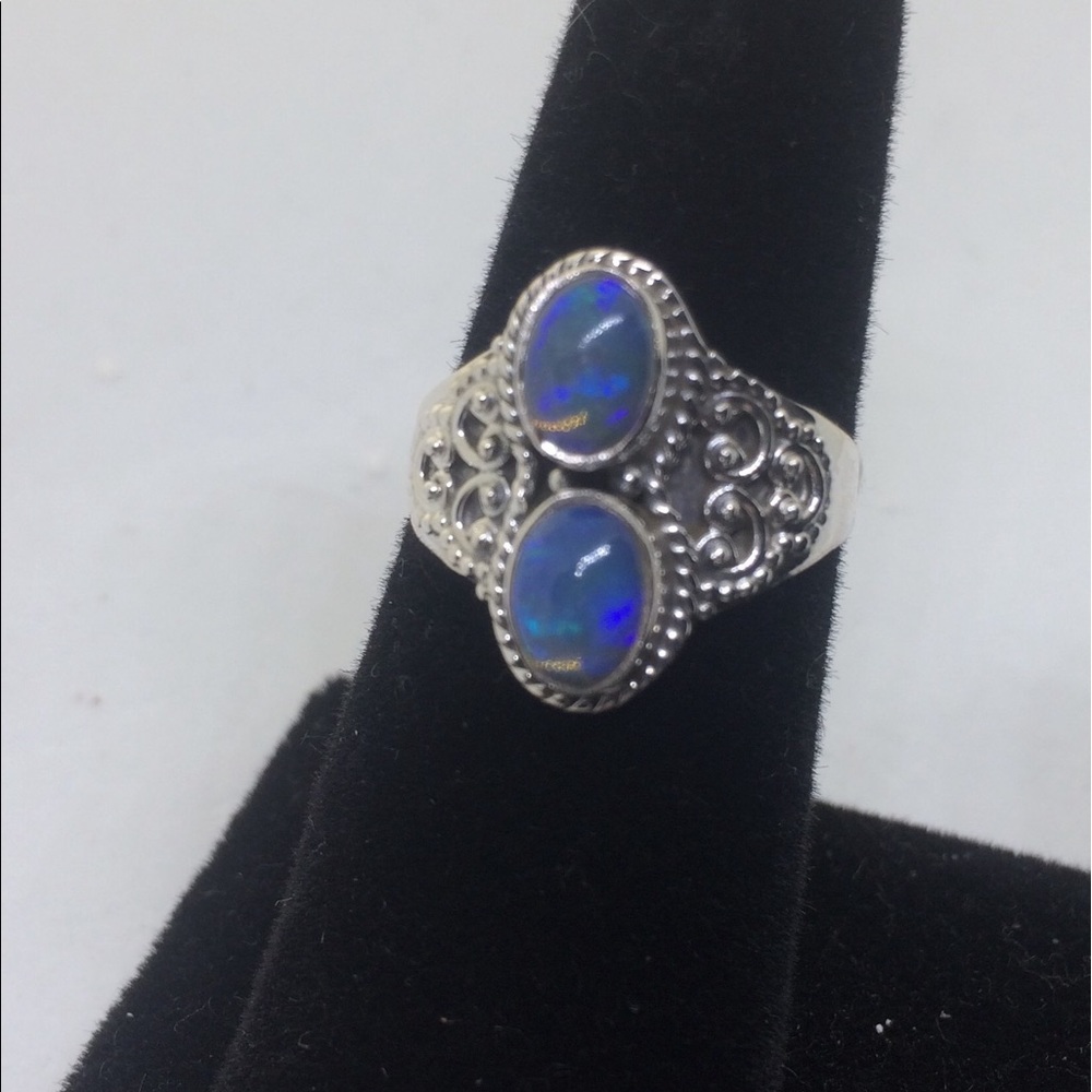 🎀ETHIOPIAN MULTI COLOR OPAL🌸STERLING SILVER