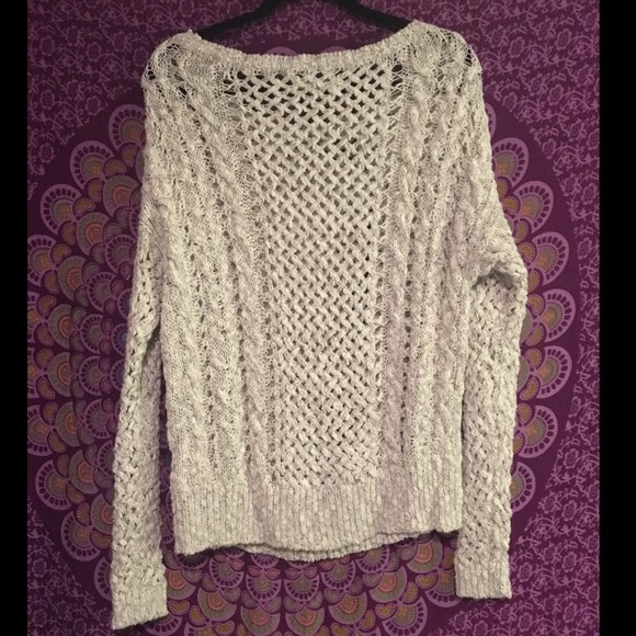 Abercrombie and fitch sweater - Picture 3 of 4