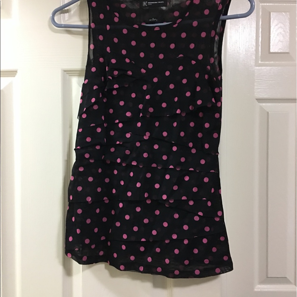 Sleeveless blouse
