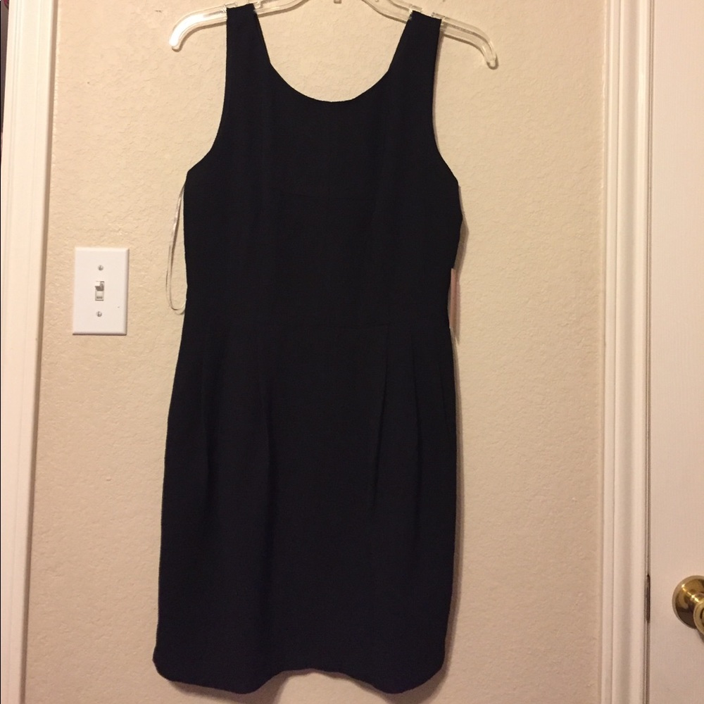 Forever 21 simple black dress with pockets.