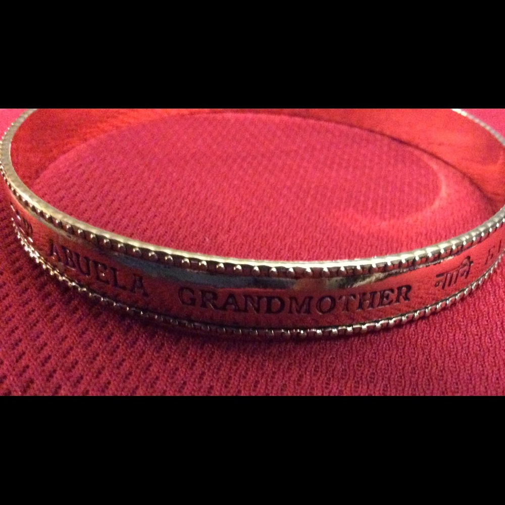 Avon Grandmother bangle bracelet
