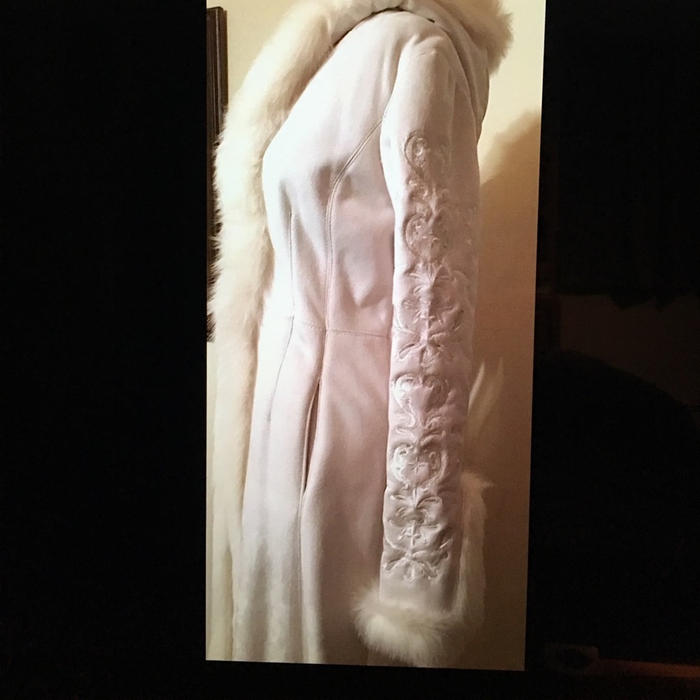 Snowy winter embroidery faux shearling hooded princess coat