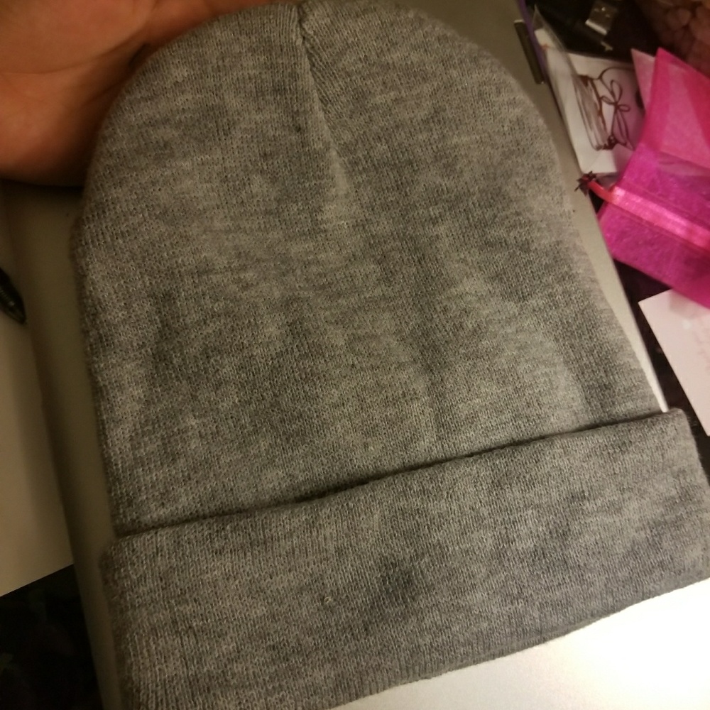 🌿SOLD🌿Grey Beanie