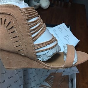 BNWT Qupid wedges