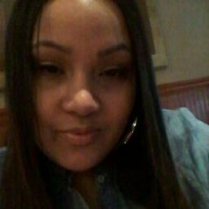 Meet your Posher, Monique l.