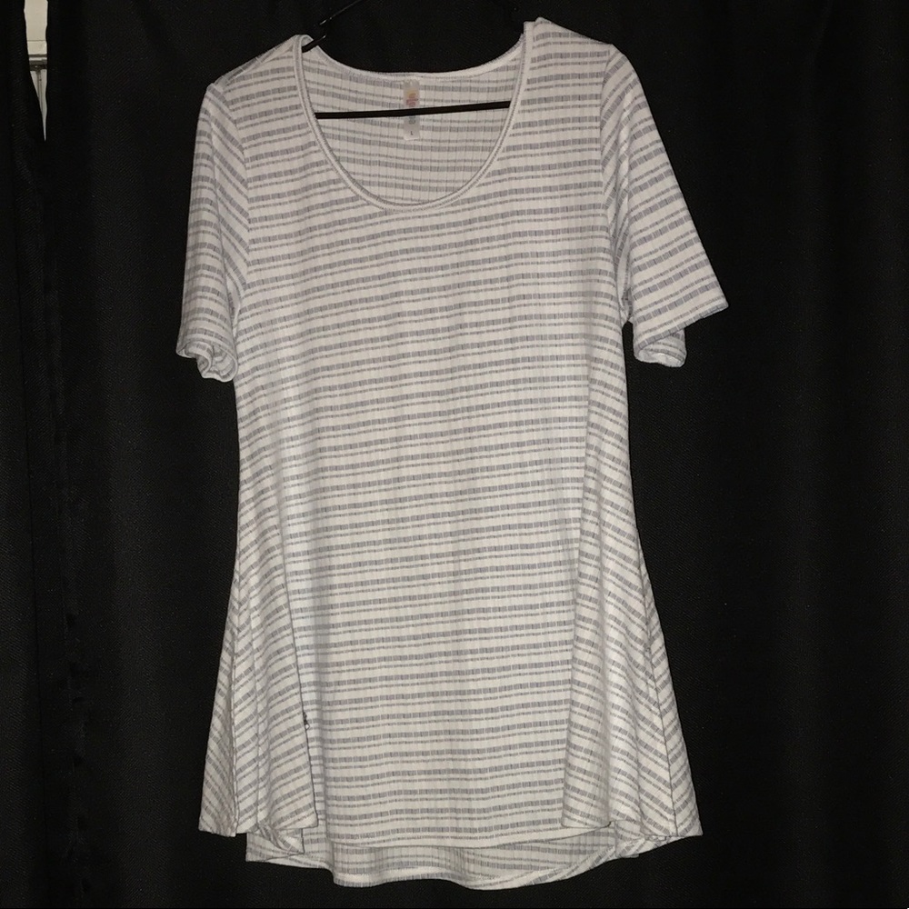 Lularoe Perfect T