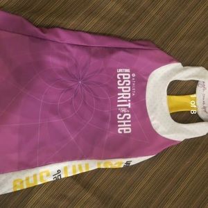 Esprit de she athlete moxie running shirt small.