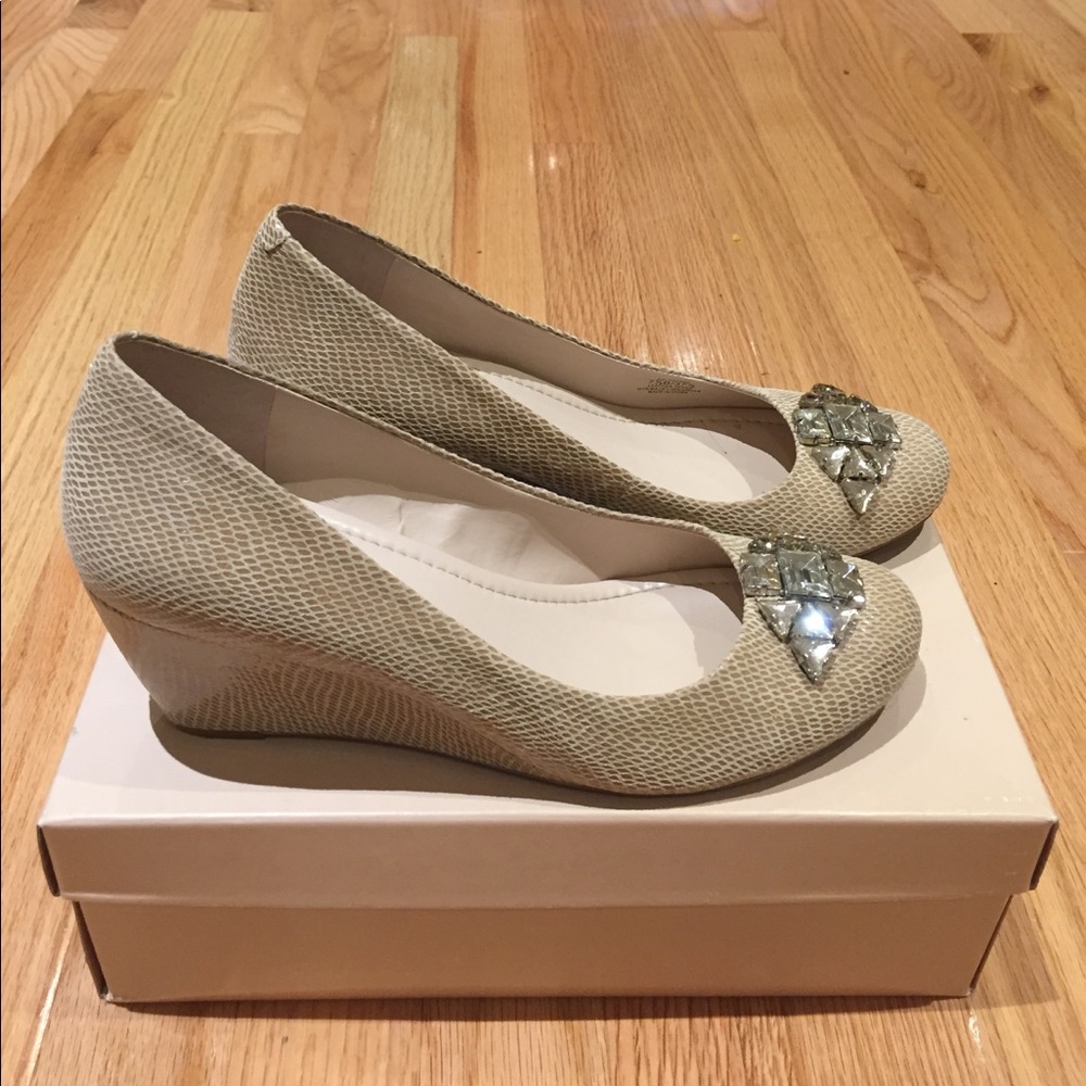 BCBGeneration Tresse Wedge 7.5