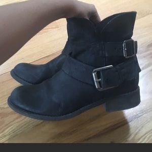 Steve Madden black moto boots