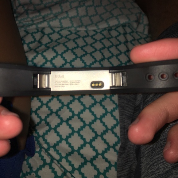 Fit Bit - Picture 4 of 6