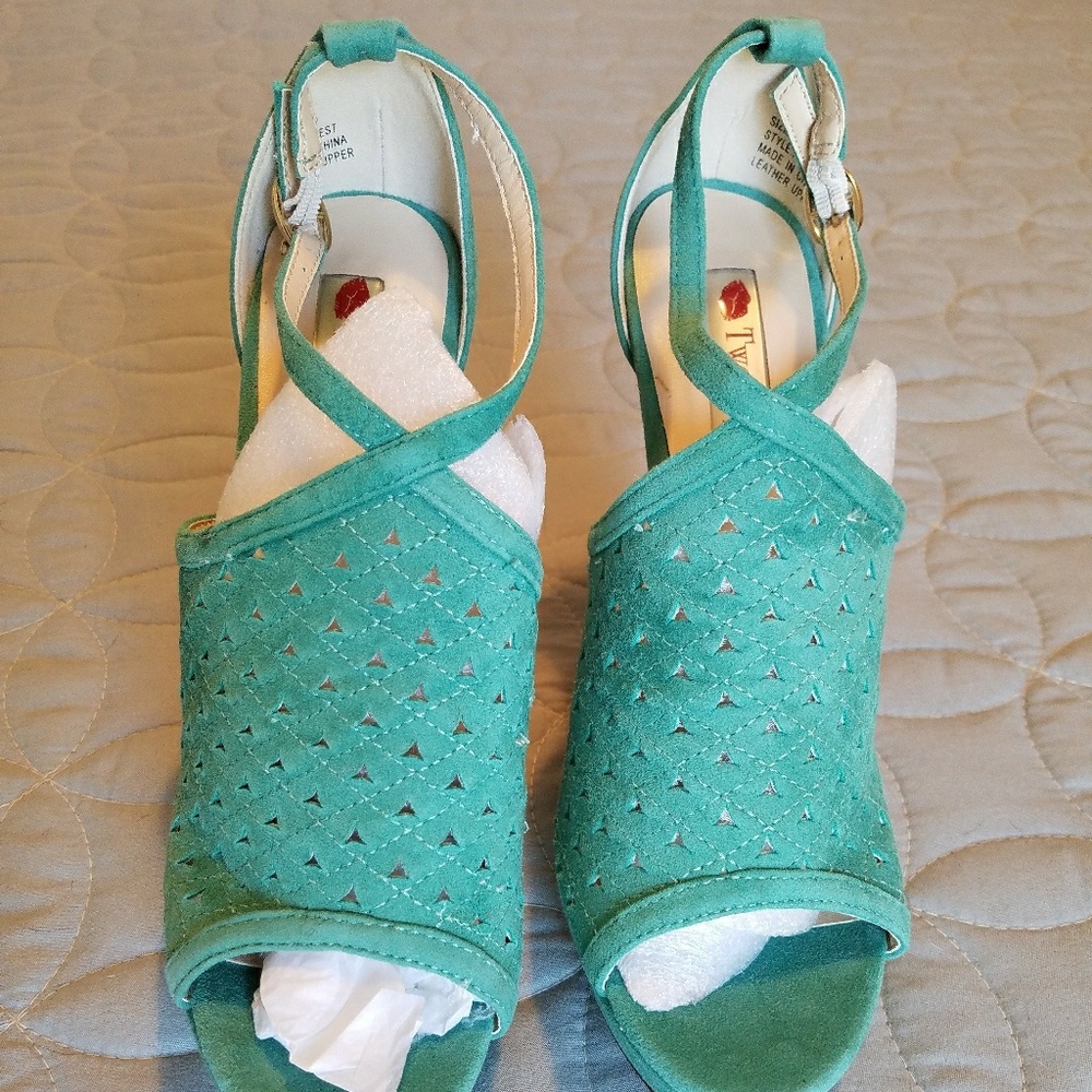 Women's Shoes size 7 1/2