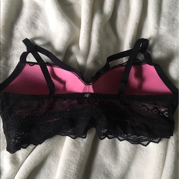 Cross bra - Picture 2 of 2