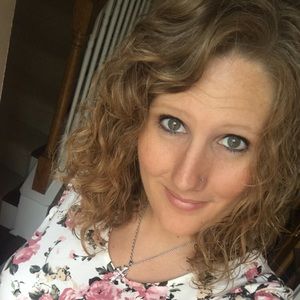 Meet your Posher, Brittney