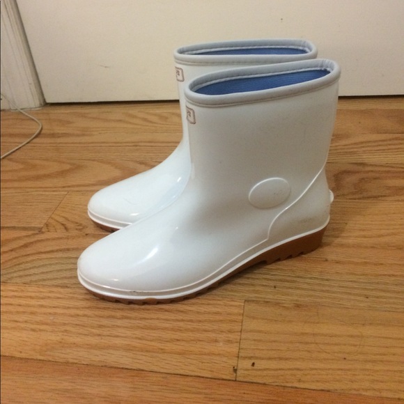 White ankle boots - Picture 2 of 2