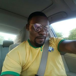 Meet your Posher, Fonjong