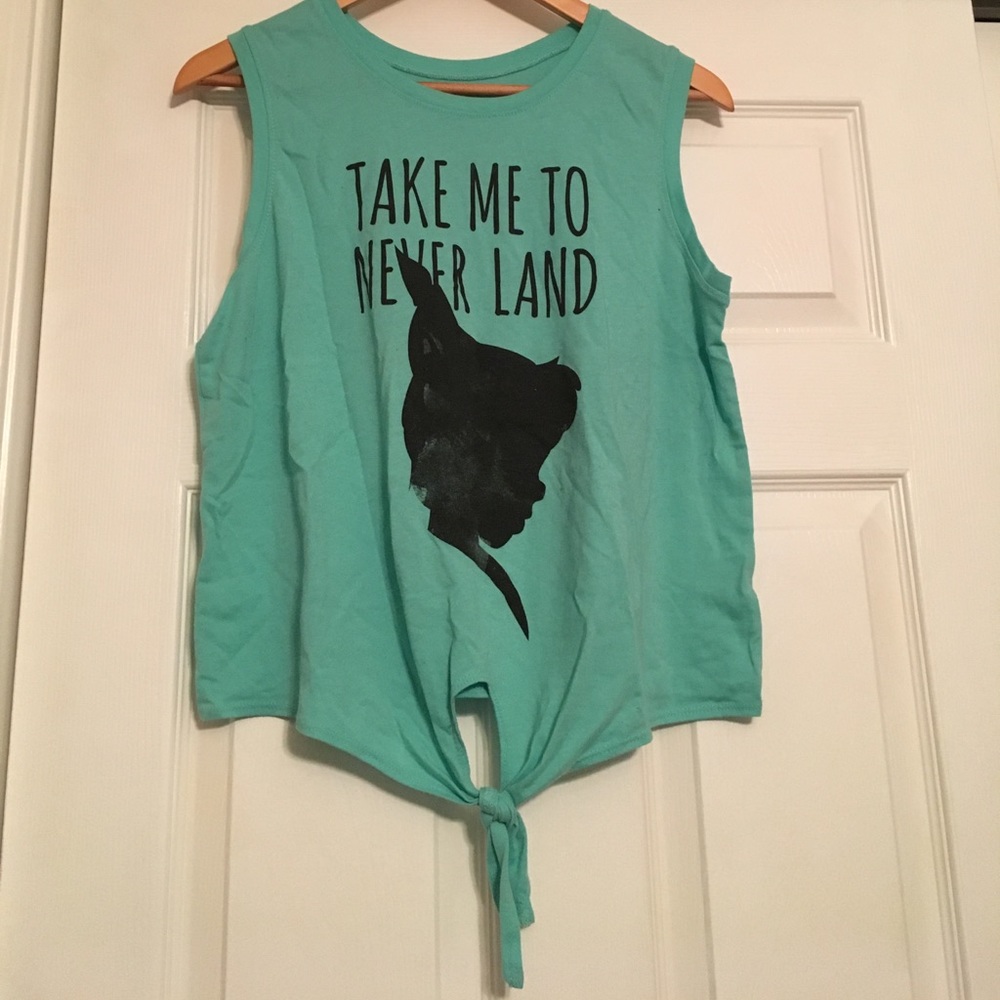 Peter Pan keyhole top