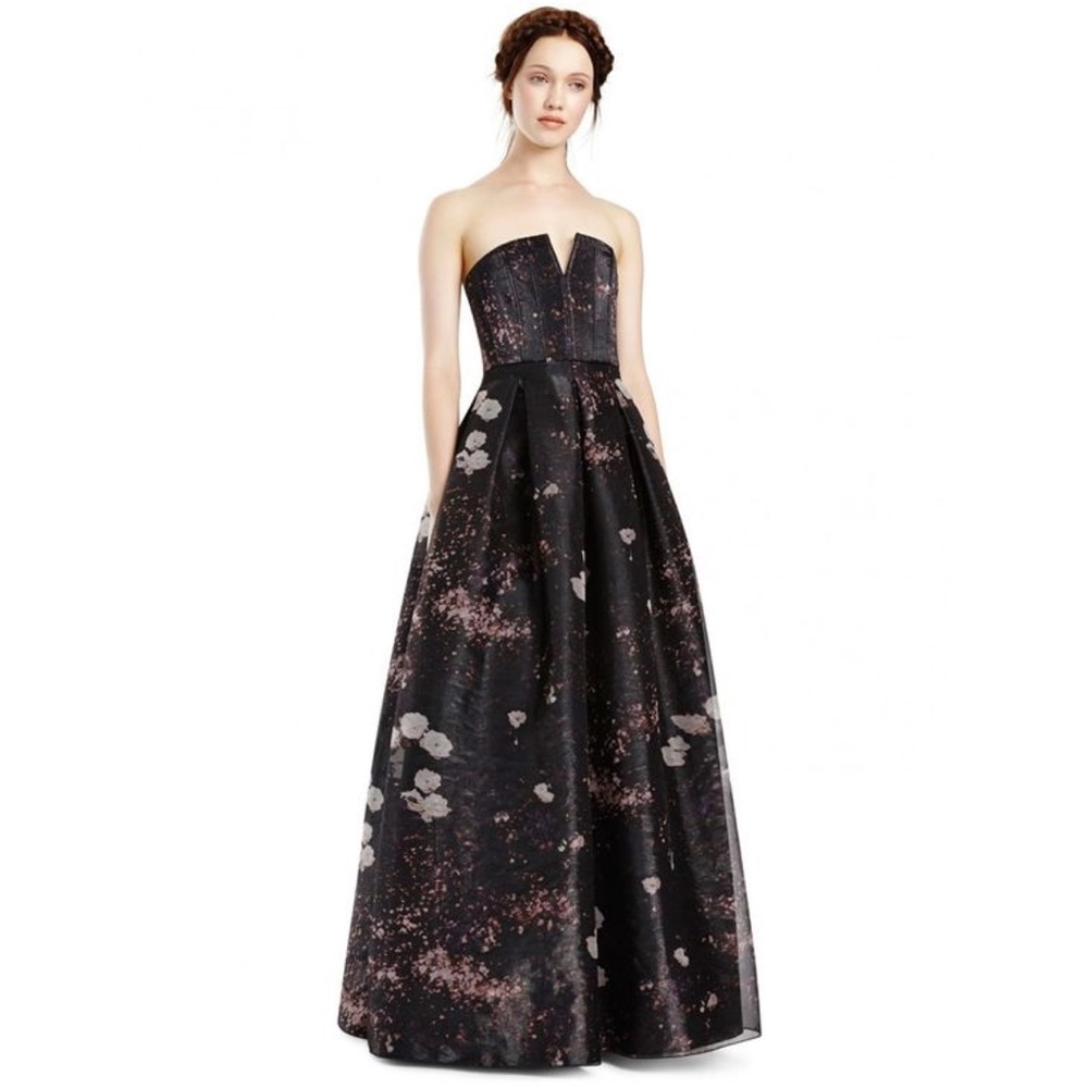 Alice + Olivia PROM DRESS.👠