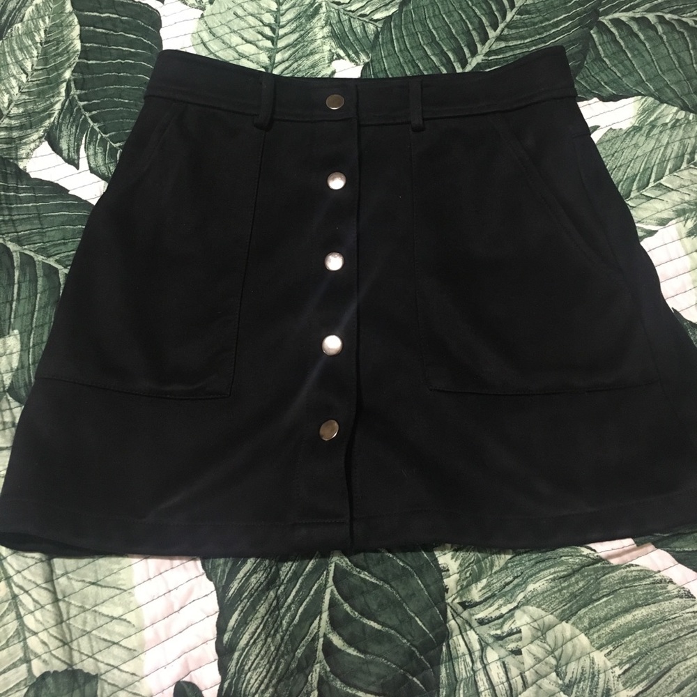 Snap Button Front Mini Skirt