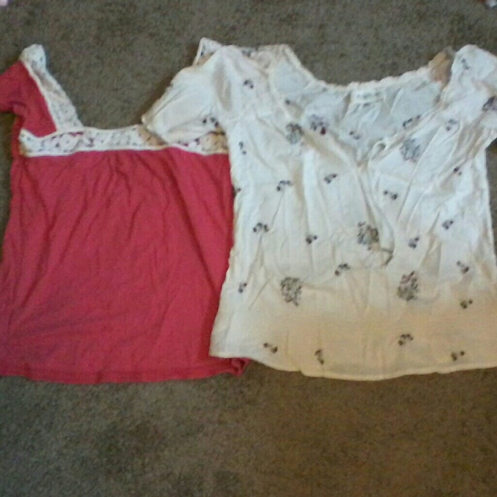 2 Abercrombie & Fitch top bundle!