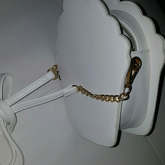 (SOLD)Cupcake Bag - Picture 4 of 5