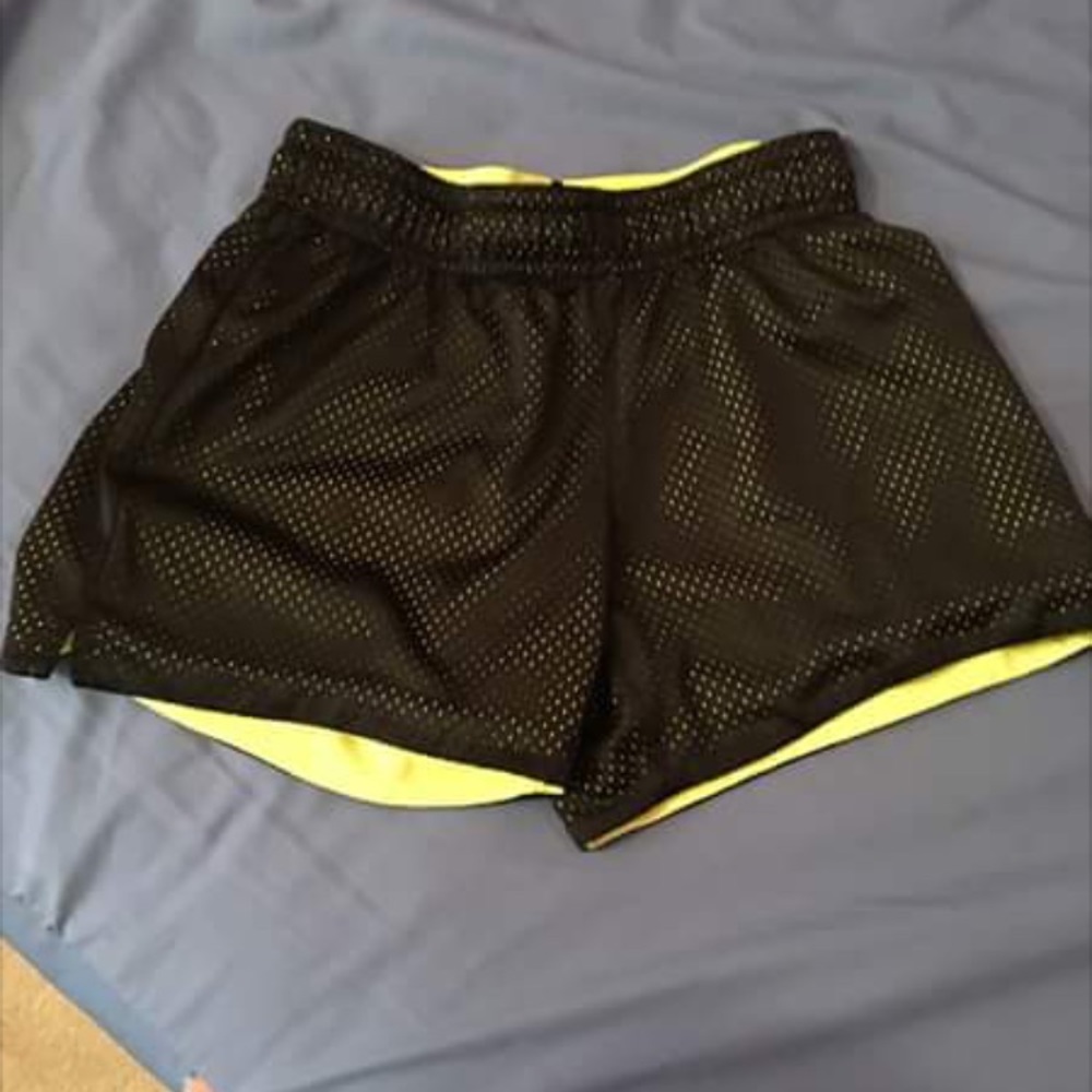Athletic shorts