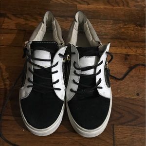 100% authentic Giuseppe sneakers
