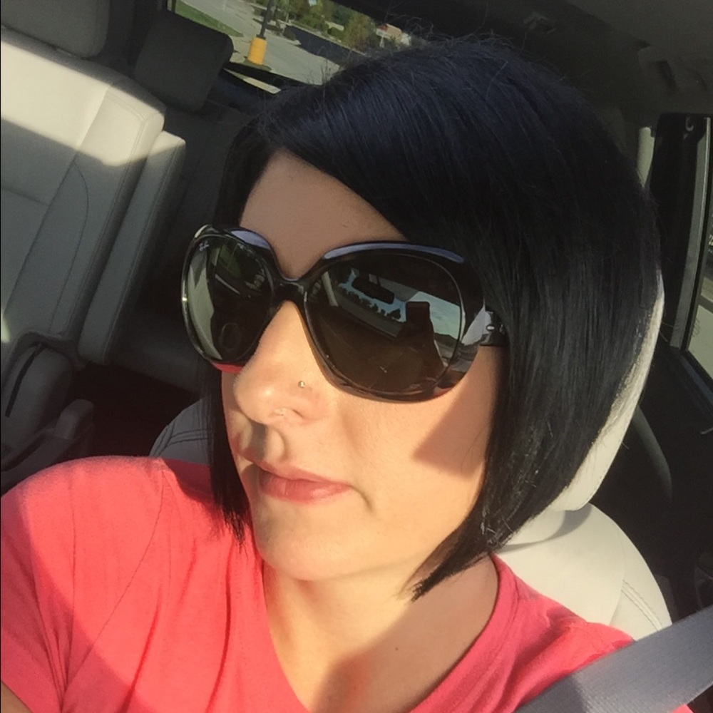 Meet your Posher, Kristen