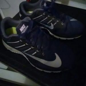 Nike air max 2015.originaly 175.00 asking 100/o.b.