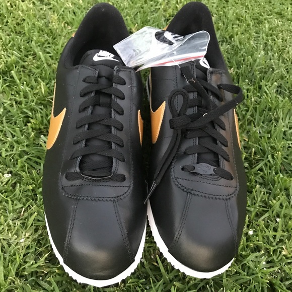 NWOB NIKE CORTEZ BASIC LEATHER MENS SIZE 11.5 - Picture 2 of 8