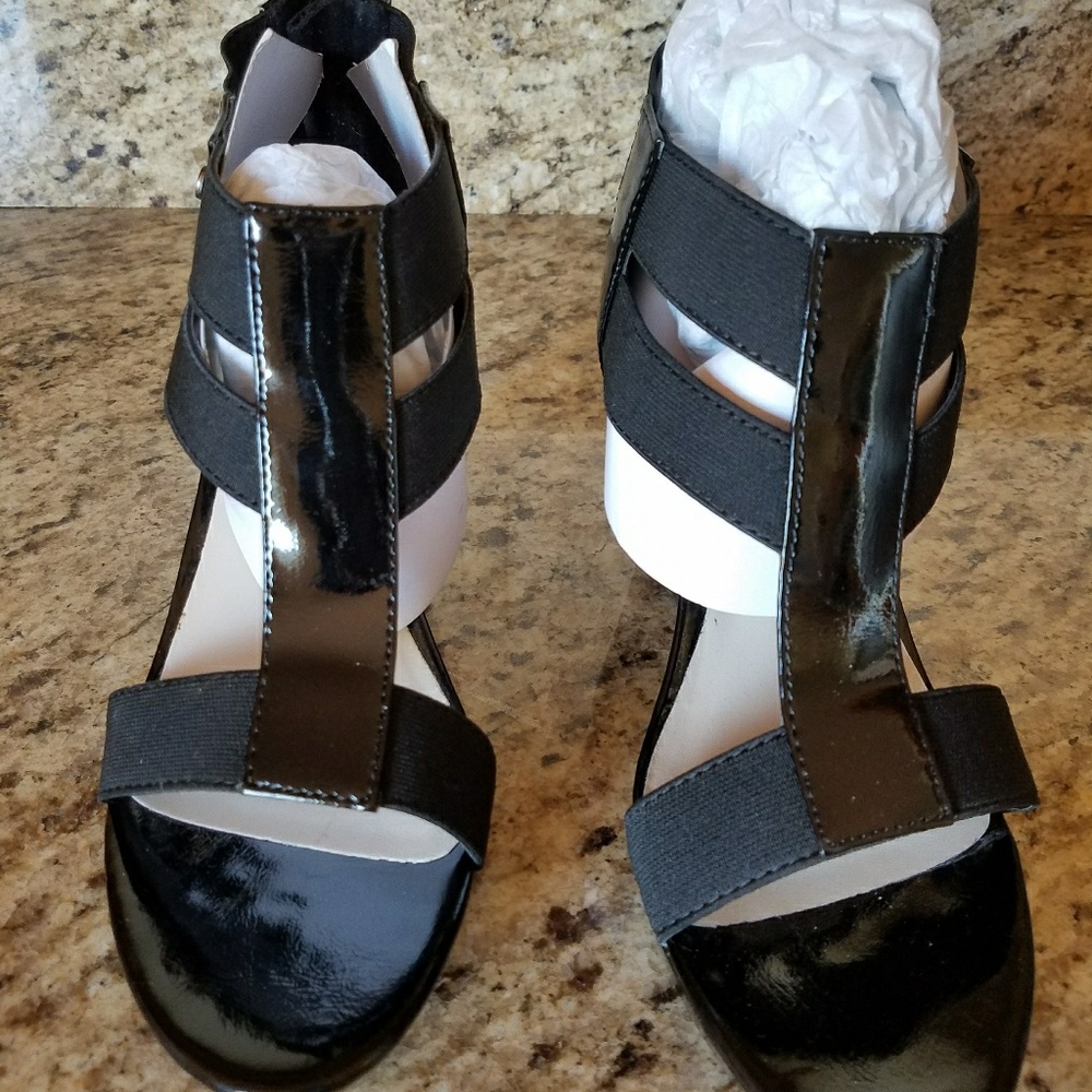 Women's Shoes size  7