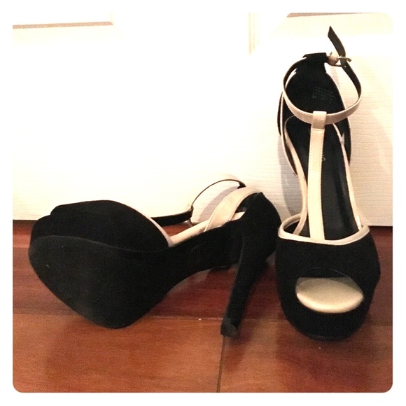 ❗️Call it spring pumps - closet clean out❗️ - Picture 4 of 4