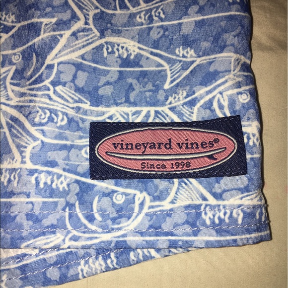 New with tags vineyard vines swim trunks - Picture 4 of 4