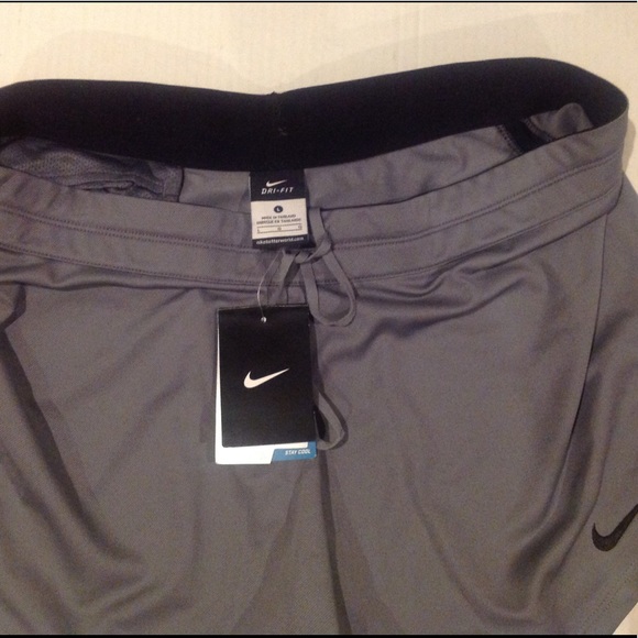 ❌SOLD❌NIKE DRI-FIT SHORTS (Sz L) - Picture 7 of 7