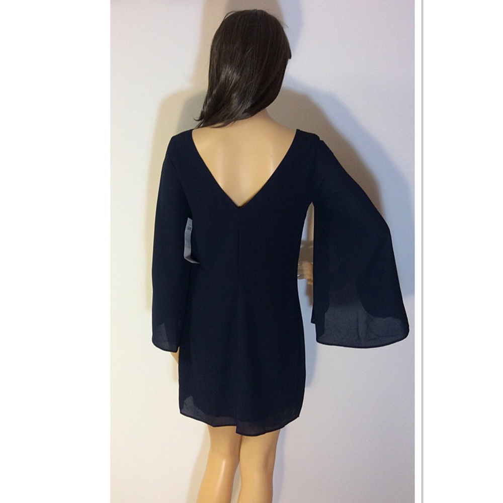 GORGEOUS NAVY BLUE DRESS - Picture 2 of 3