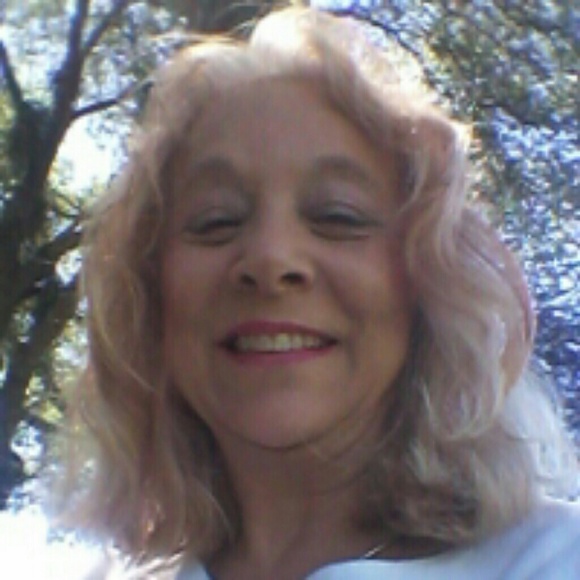 Meet your Posher, Rene - Picture 1 of 1