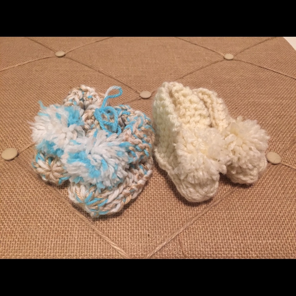 Hand knit newborn booties