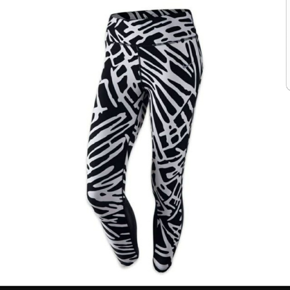 Nike palm capris
