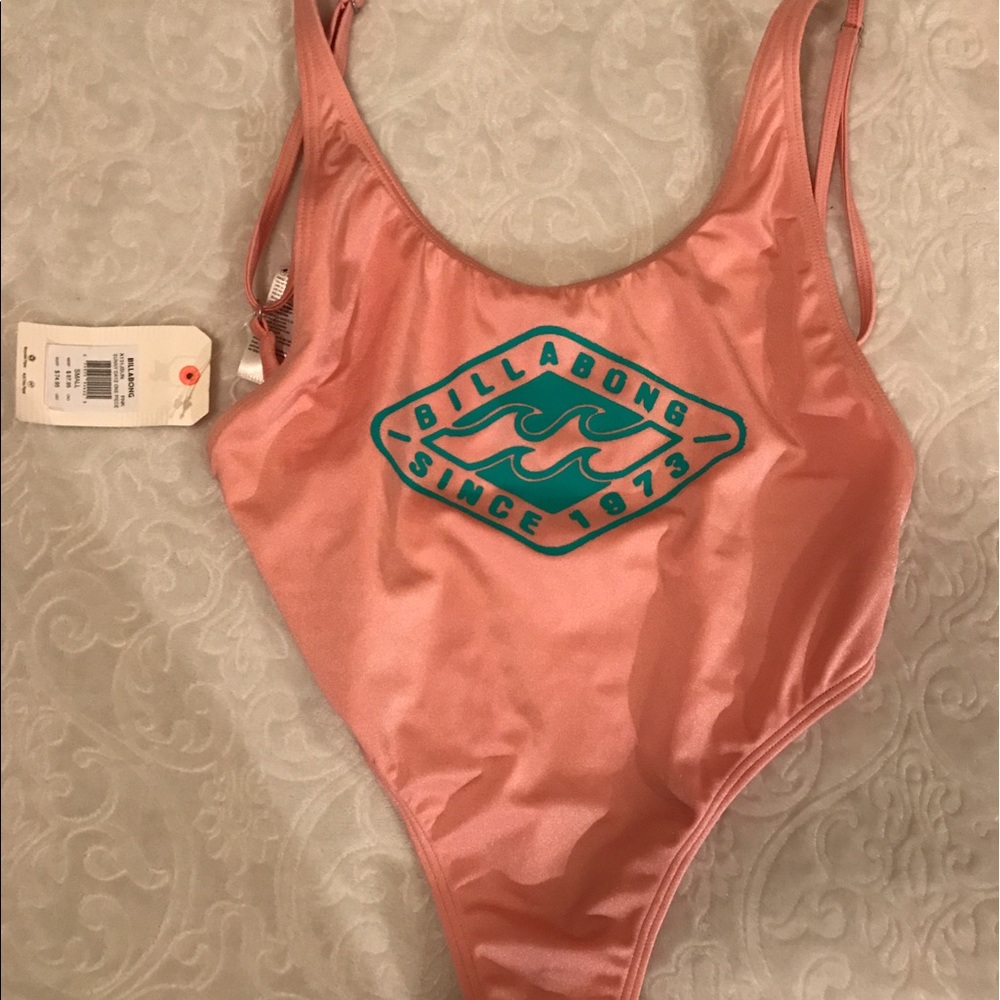 🌸 NWT sunny dayz one piece Billabong S