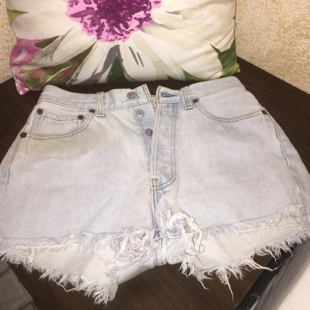 High Waisted Jean Levi's Shorts