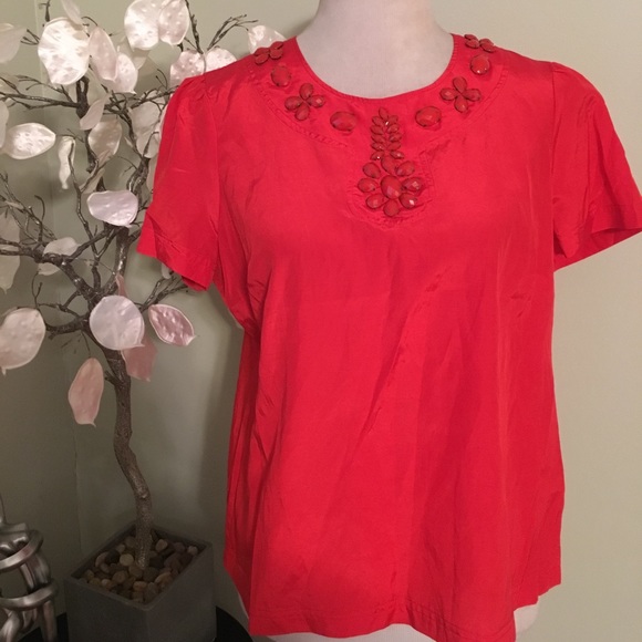 Banana Republic Tops - BANANA REPUBLIC SILK TOP