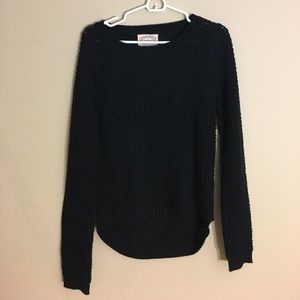 Black Forever 21 knitted sweater