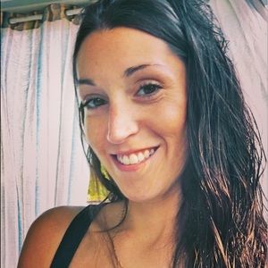 Meet your Posher, Leah